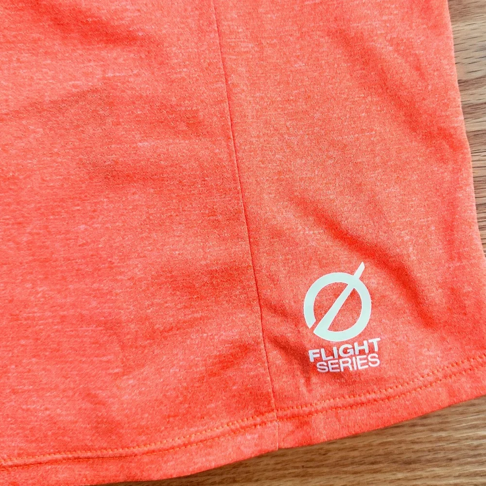 The North Face NWOT Women's Performance Tee (M) - Picture 4 of 10